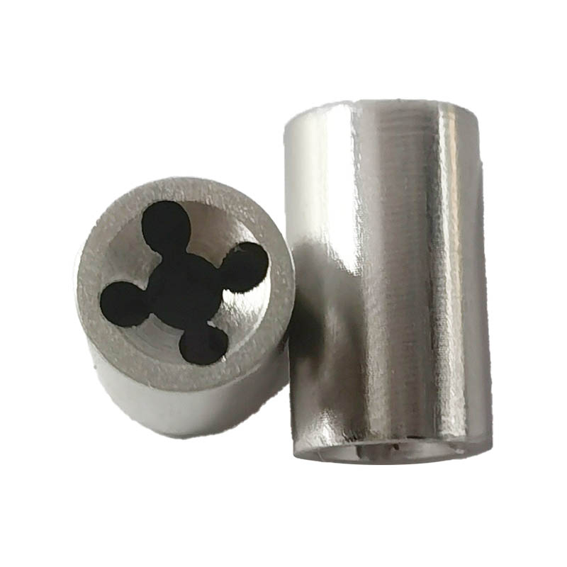 Quali sono le macchine CNC principali utilizzate per la rotazione di precisione?
