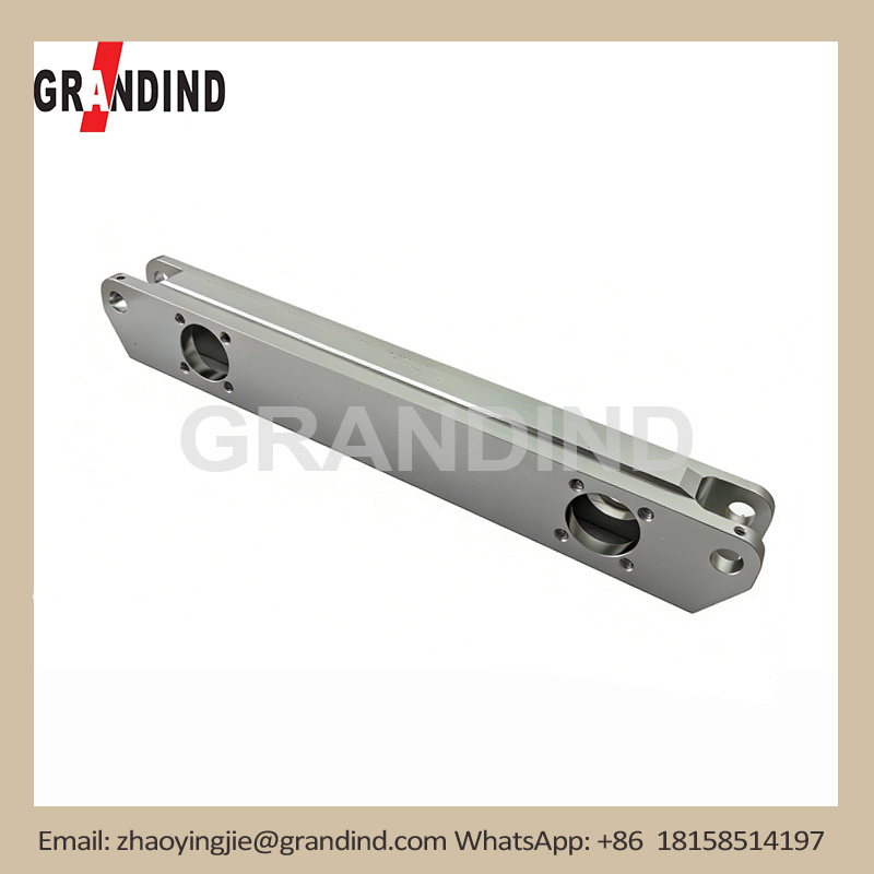 Quali tolleranze garantisce il braccio meccanico in alluminio di precisione CNC GI-CNC-AL-003?