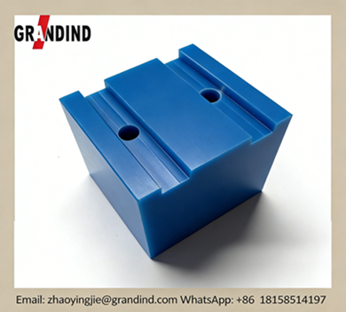 Componente strutturale in plastica di nylon blu lavorato a CNC